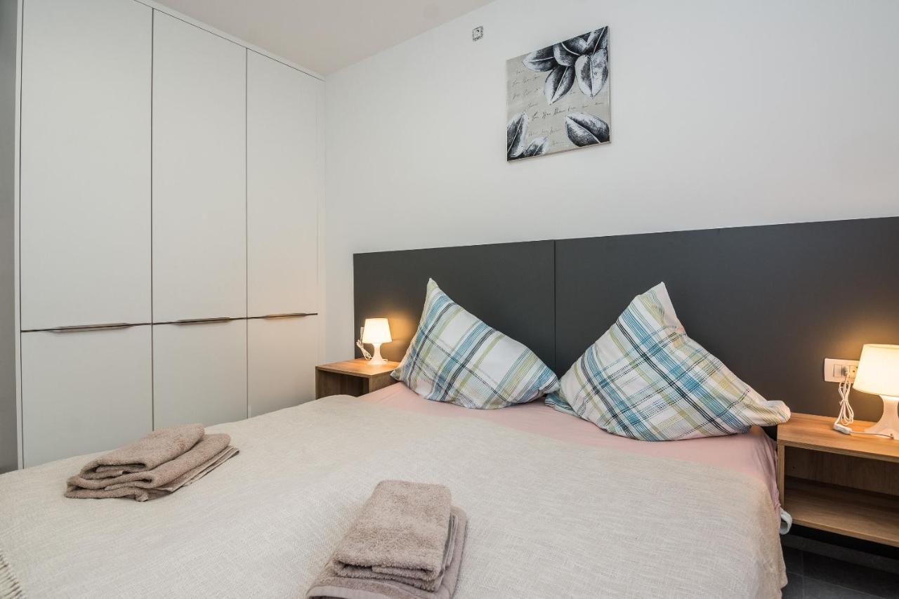Apartment Spanic 1 Вир Екстер'єр фото