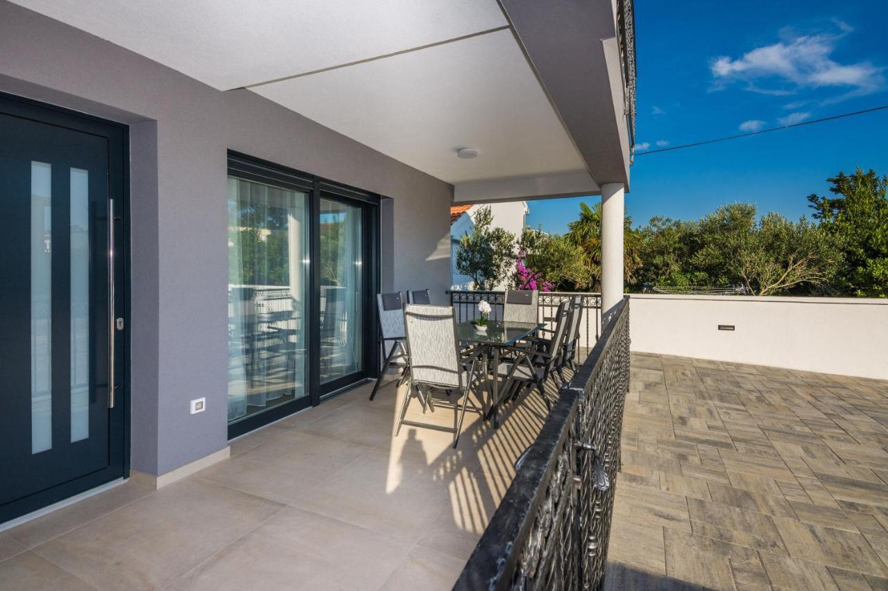 Apartment Spanic 1 Вир Екстер'єр фото