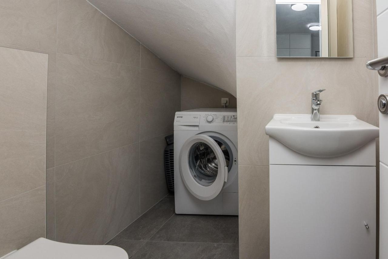 Apartment Spanic 1 Вир Екстер'єр фото
