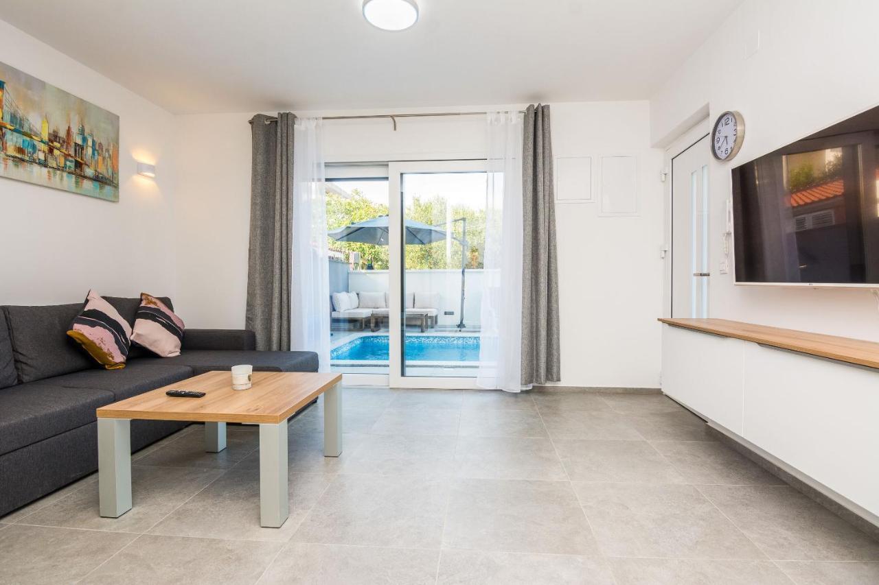 Apartment Spanic 1 Вир Екстер'єр фото