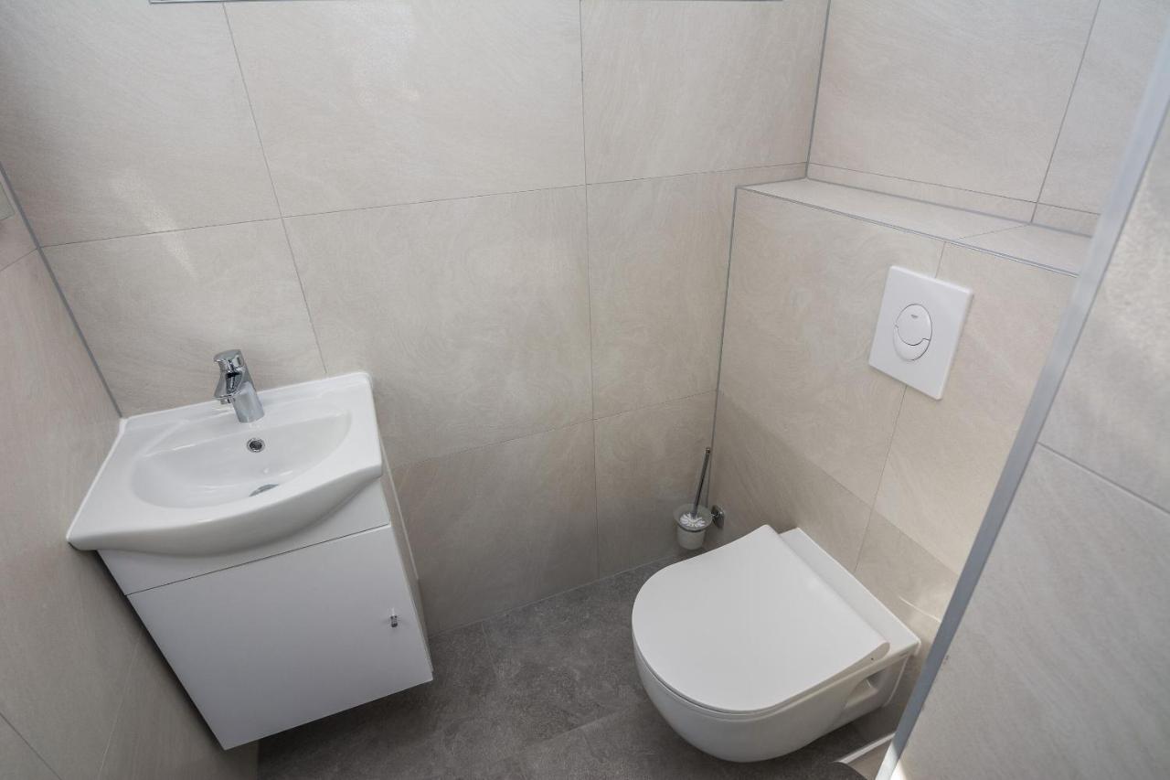 Apartment Spanic 1 Вир Екстер'єр фото